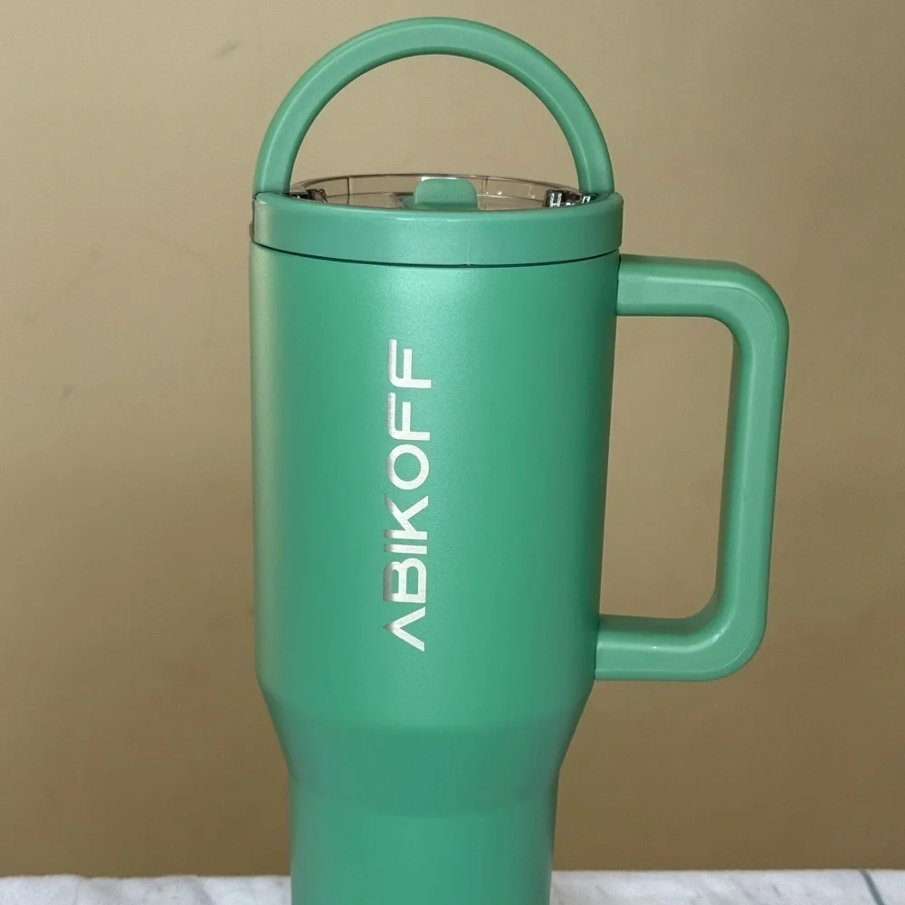 ABIKOFF Green Tumbler with Handle and Flip Straw